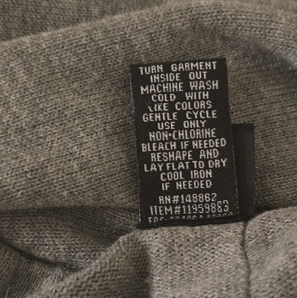 Disney Ariel Gray Layered Long Sleeve Mermaidcore Cozy Whimsical Shirt Size 4 - Picture 4 of 4